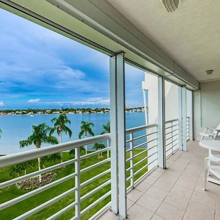 Villa Bahia Vista Isla Del Sol The Perfect Florida Getaway